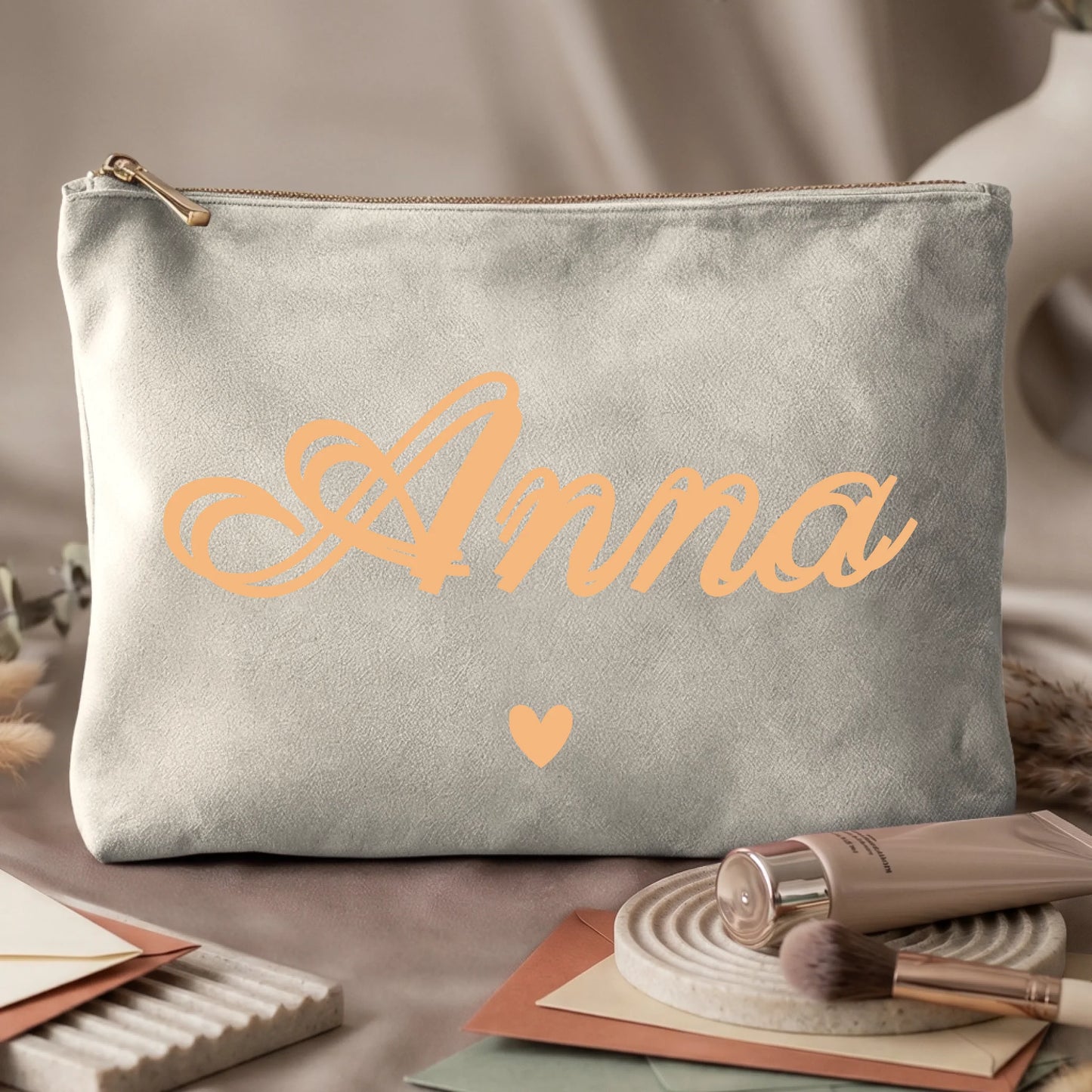 store_cosmetic_bag_creme